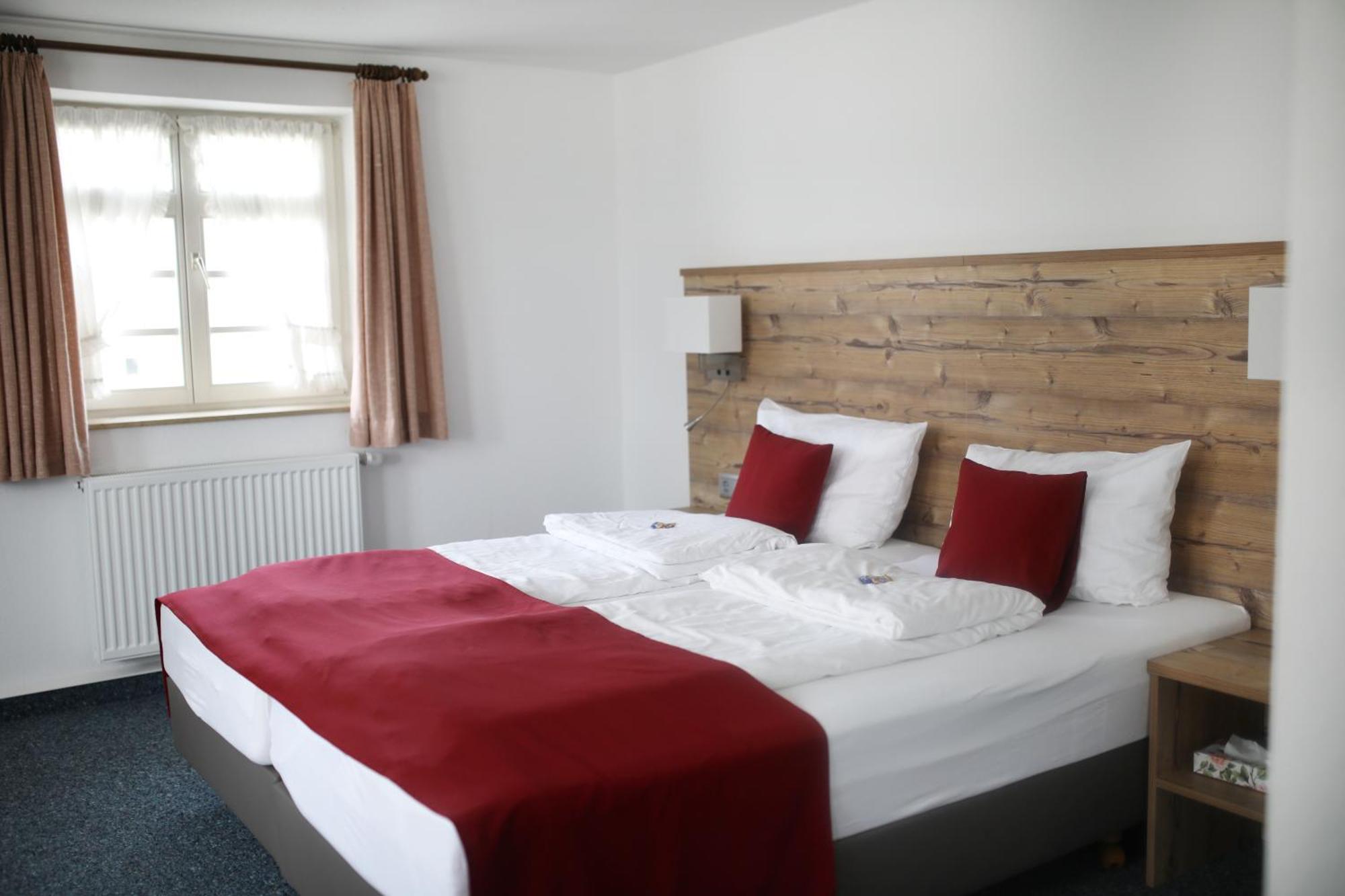Gasthaus Hotel Zum Kreuz Stetten am Kalten Markt Kültér fotó