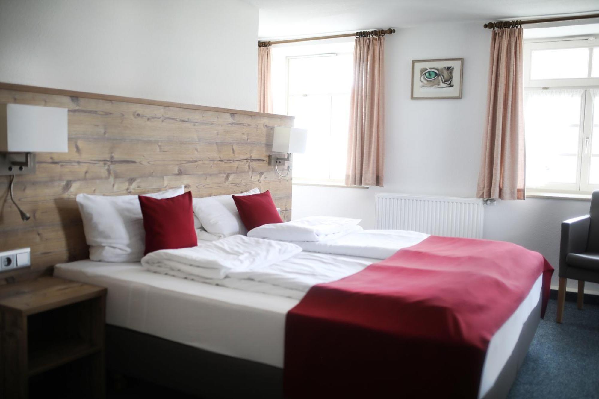 Gasthaus Hotel Zum Kreuz Stetten am Kalten Markt Kültér fotó