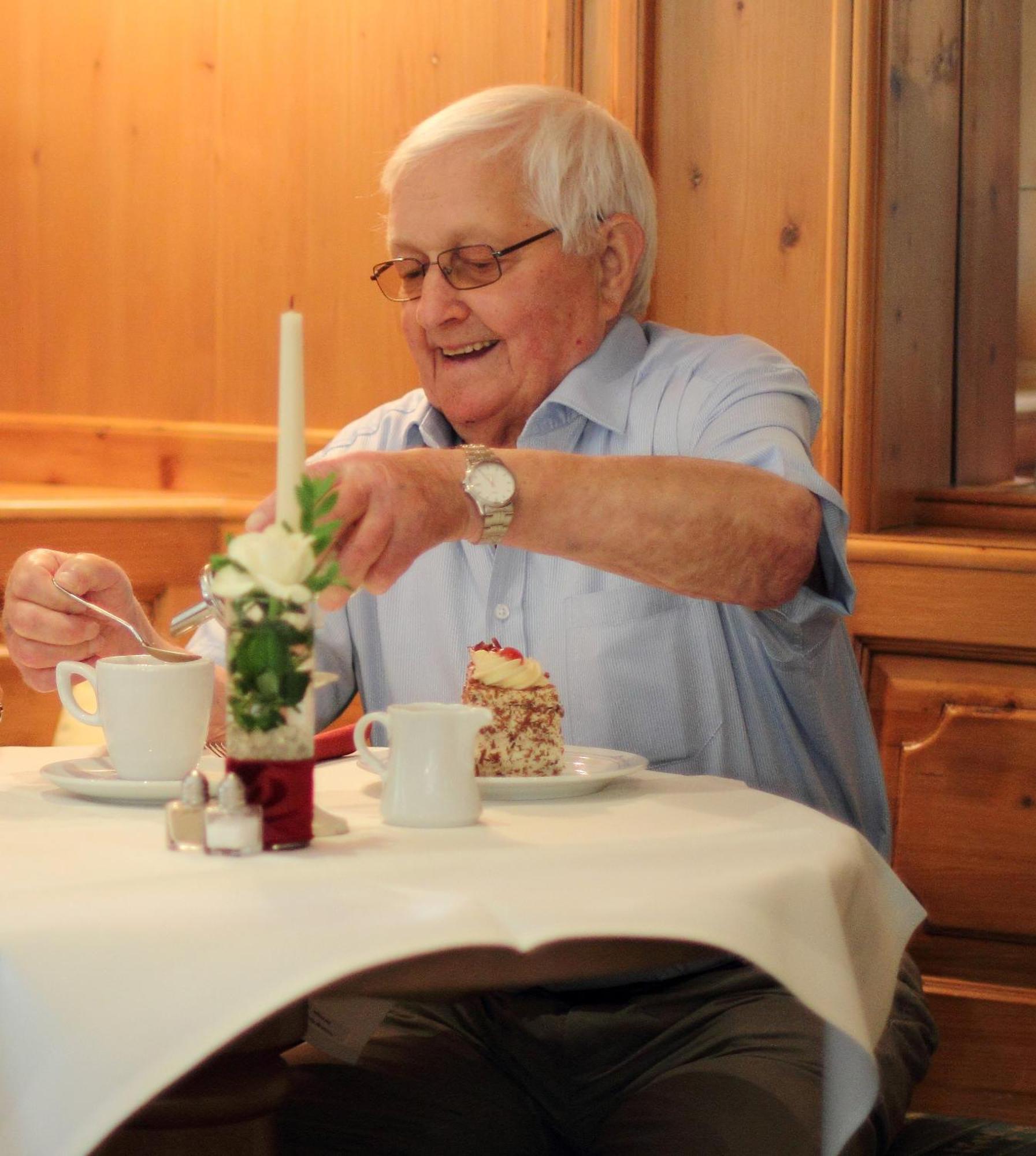Gasthaus Hotel Zum Kreuz Stetten am Kalten Markt Kültér fotó
